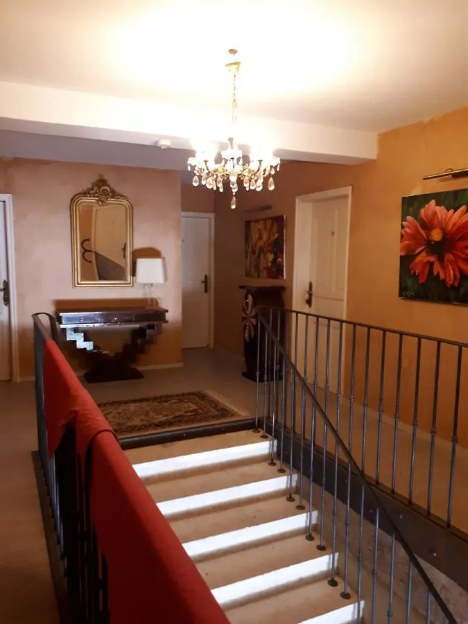 Mas Saint-Joseph Bed & Breakfast Fontvieille